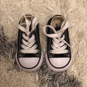 Infant Converse Chuck Taylor low top shoes size 3
